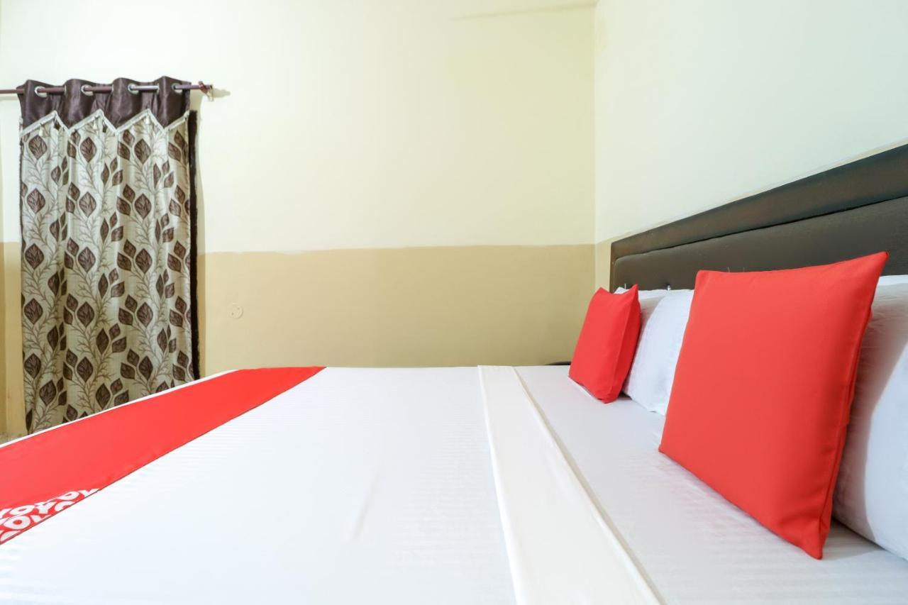 Oyo 69395 Crown Plaza Chandigarh