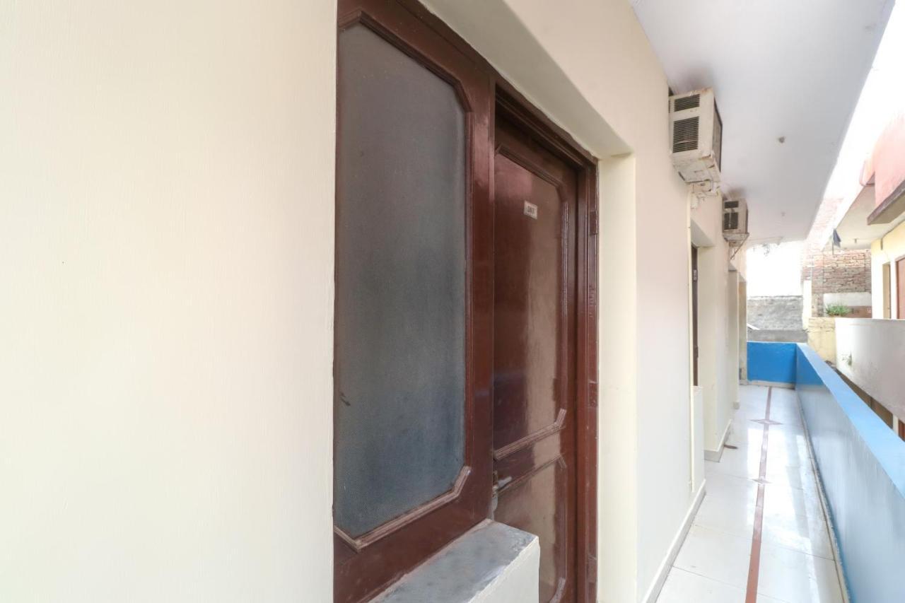 Oyo 69395 Crown Plaza 3* Chandigarh